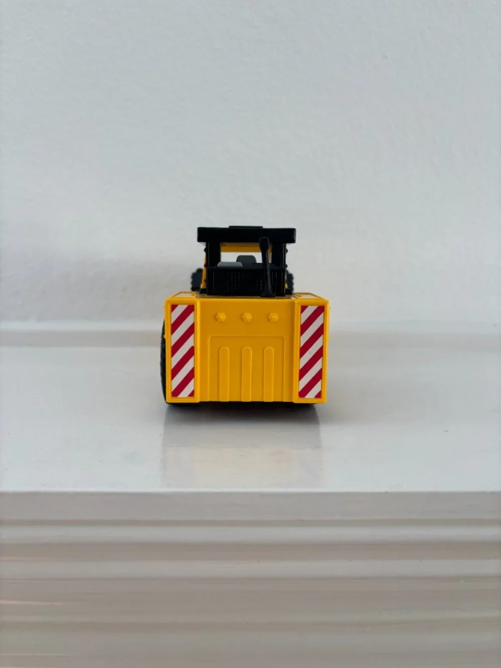 Road Roller Truck Toy - Makes Noises - Rolls - Construction Truck